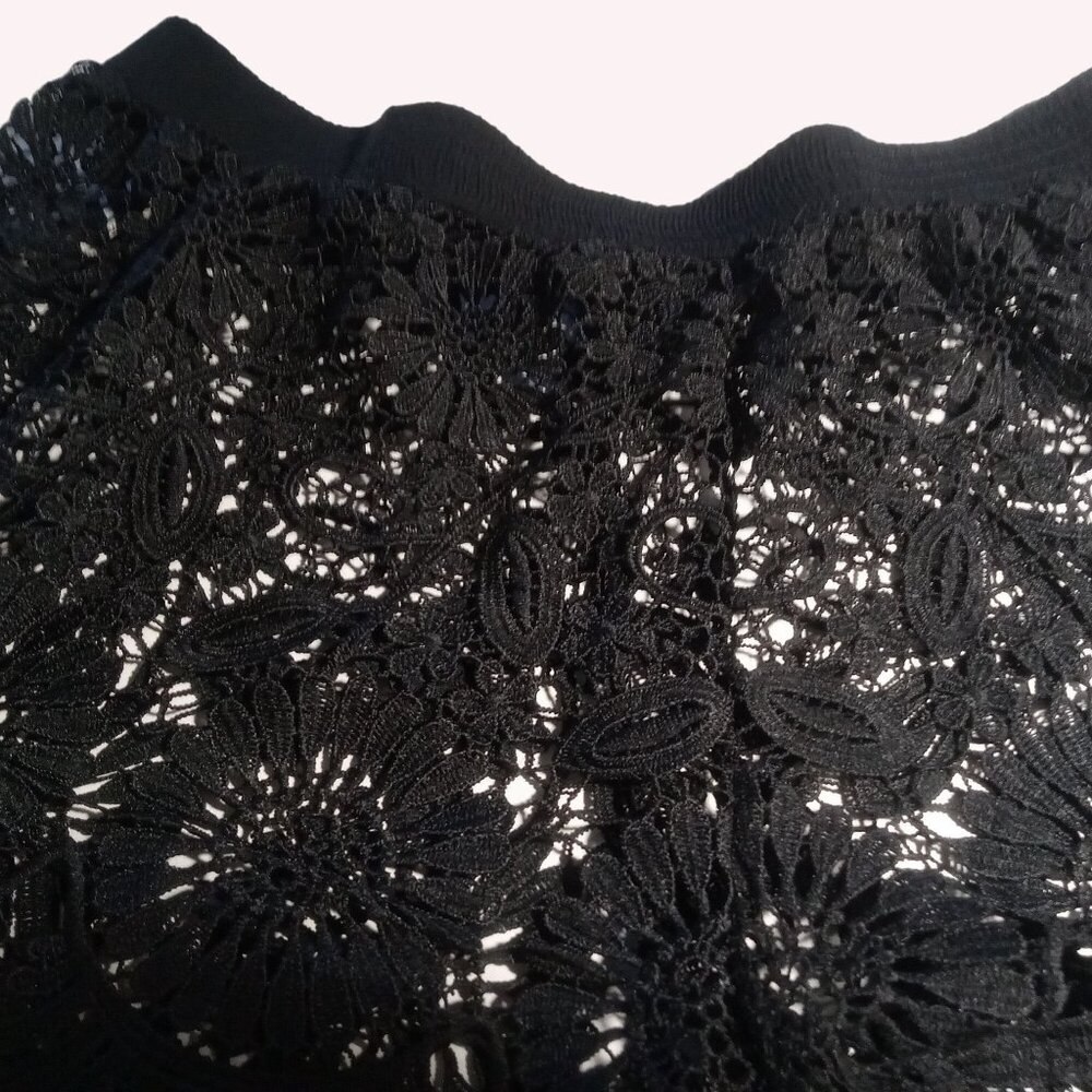 Jessica Simpson Black Lace Shorts Sheer L Elastic Waist Scalloped Fringe Swing - Picture 11 of 15